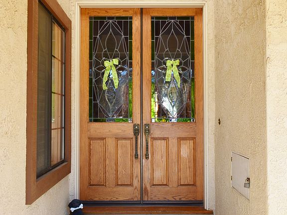 3rd image of 3809 Gillespie Ave