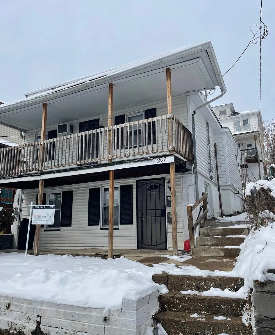 207 Bauer St — Photo 1