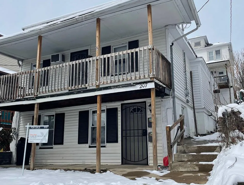 207 Bauer St #1