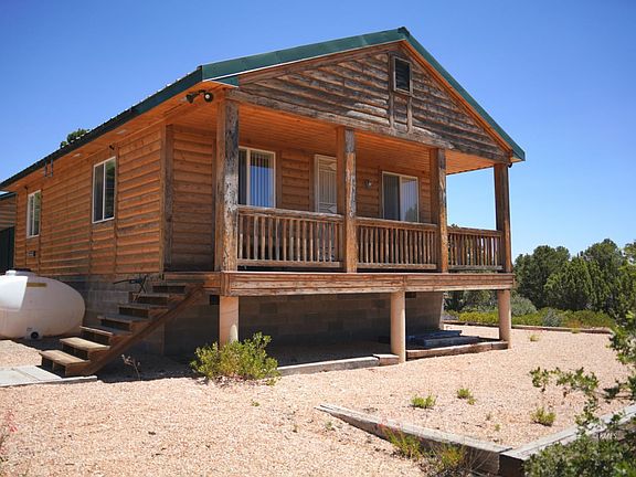 3rd image of 1505 S Horseshoe Canyon Rd