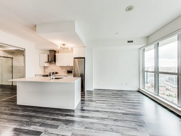 51 E Liberty St #1705 — Photo 3