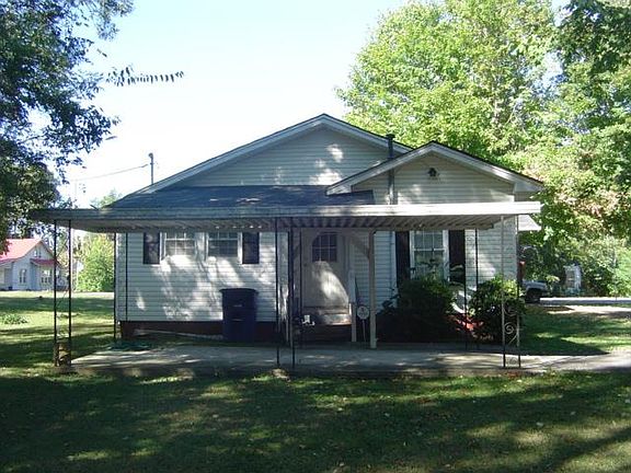 3rd image of 723 Cannon Blvd