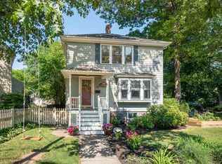 20 High Haith Rd, Arlington, MA 02476