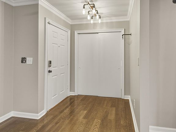 3rd image of 5920 Julian Ct APT 2