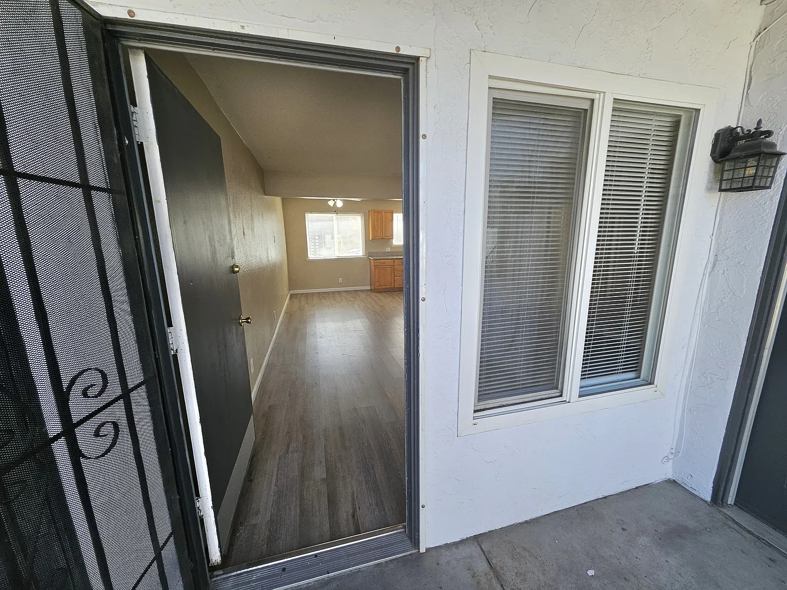449 S Stockton Ave — Photo 4