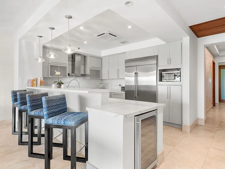 500 Plantation Dr #1-205 — Photo 4