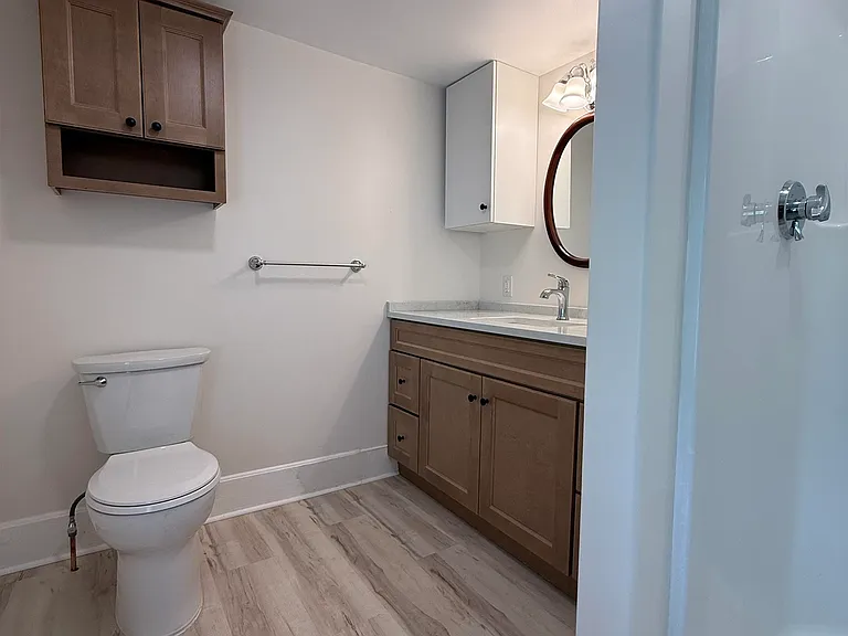 6 Griffin Ave #A — Photo 28