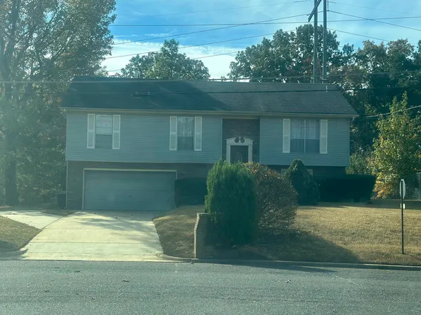925 Griswold Rd, Fairfield, AL 35064