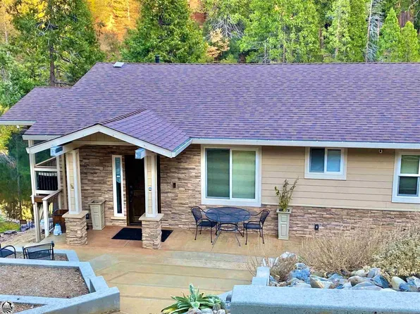 20236 Lower Skyridge Dr, Groveland, CA 95321