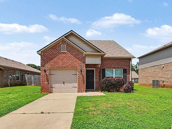 2nd image of 799 The Heights Ln