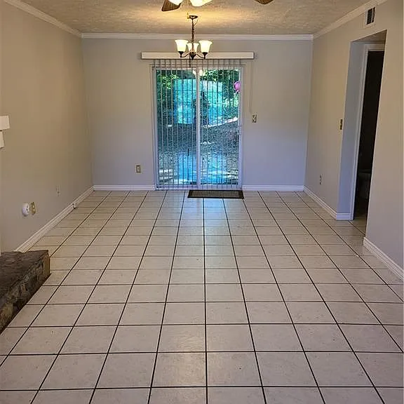 3467 Highland Pine Way — Photo 4