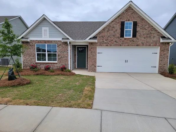 2610 Trestle Park Cir, Northport, AL 35473