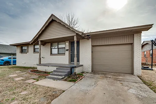 1432 SW 61st Ter Photo 1
