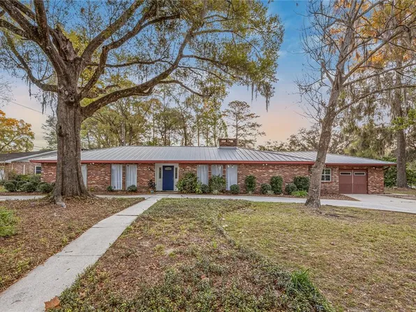 3225 NW 27th Ter, Gainesville, FL 32605