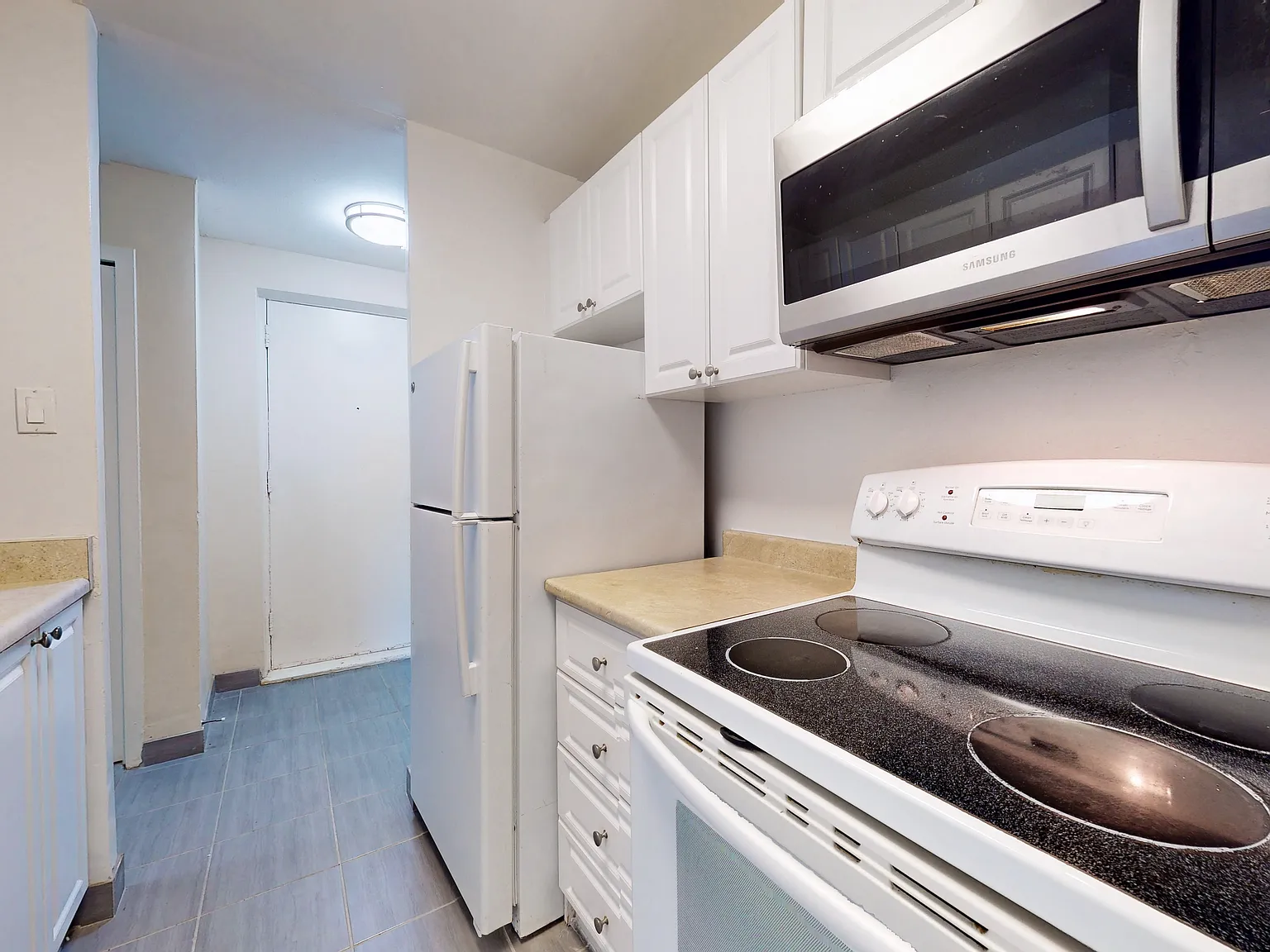 22 Elkhorn Drive - The Richelieu — Photo 1
