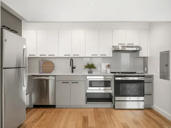 22-51 45th Street image 2 of 13