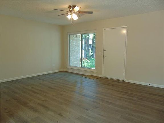 2nd image of 841 Pleasant Hills Dr