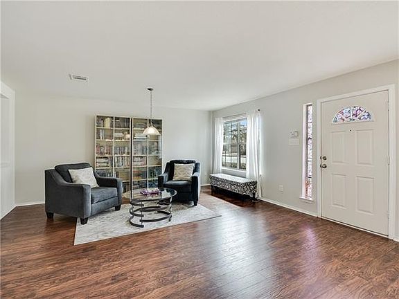 3rd image of 4010 Great Basin Dr