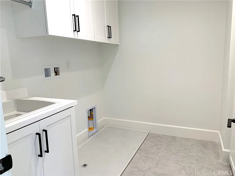 105 Sky Hts — Photo 20