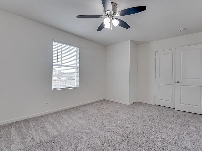 767 Camden Dr — Photo 18