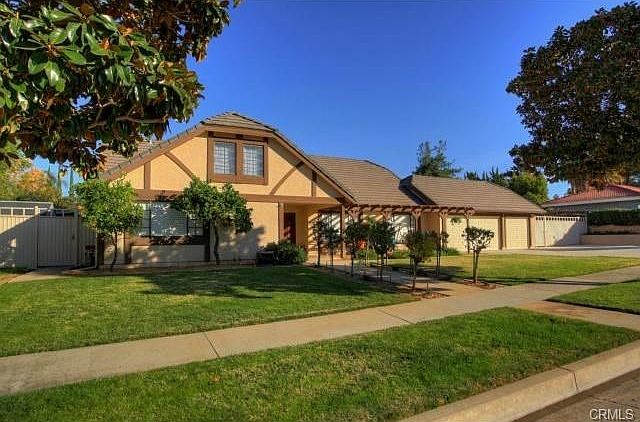 1st image of 15 Dolores Ct
