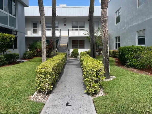 568 Burgundy L, Delray Beach, FL 33484