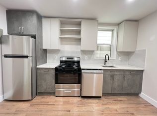 112 W 7th St APT 2, Bayonne, NJ 07002