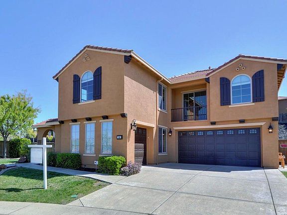 3rd image of 340 Quail Wood Ct