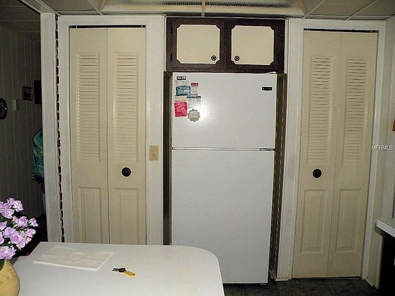 5th image of 10 Royal Palm Cir