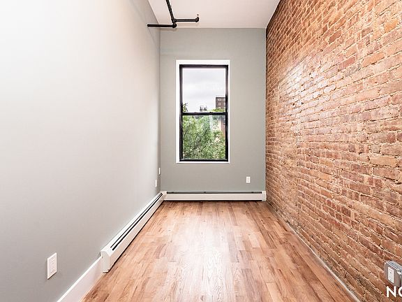 5th image of 277 W 132nd St #3A