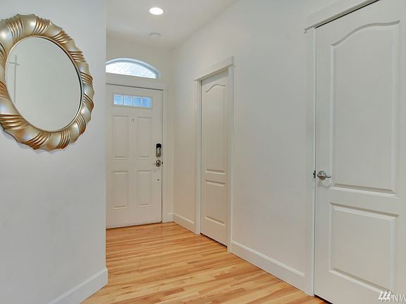3rd image of 17909 106th St E