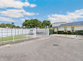 19209 SW 118th Pl, Miami, FL 33177