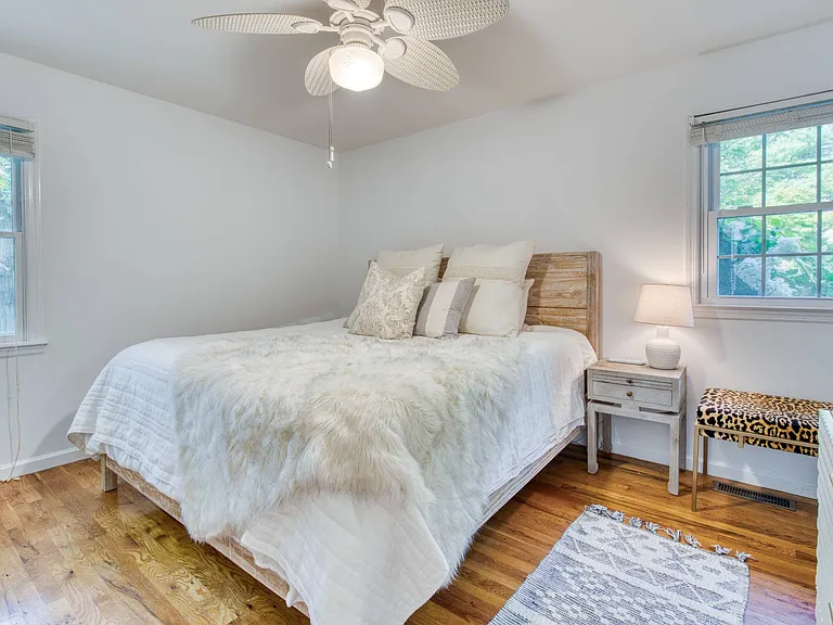 5 Oak Ledge Ln — Photo 6