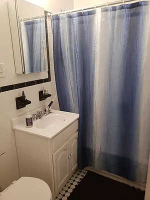 Rented by Smart NY Realty LLC | media 10