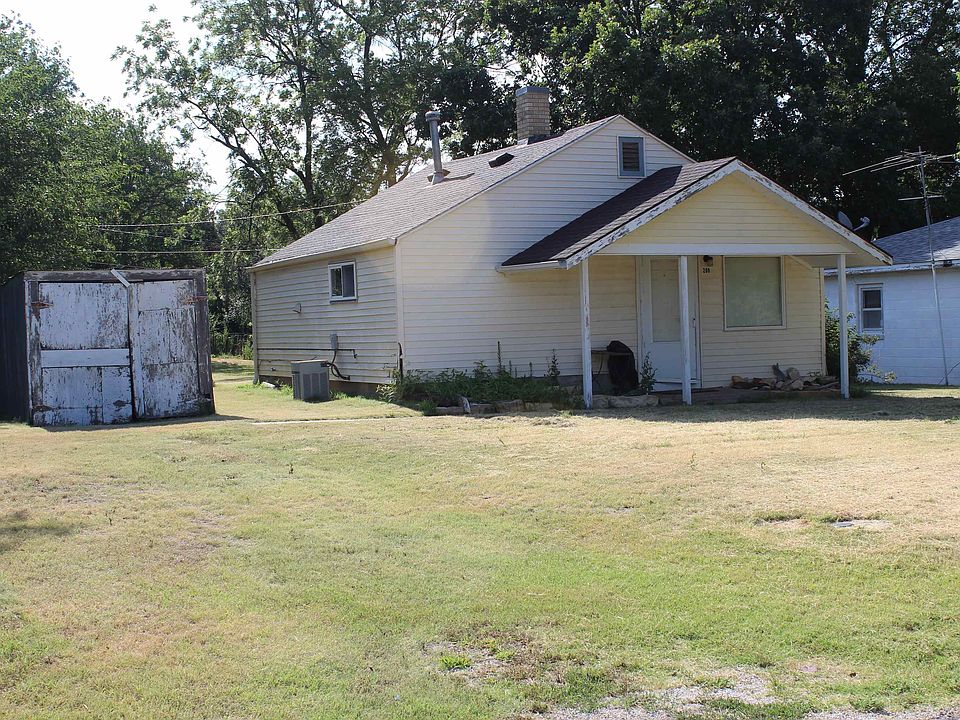 2nd image of 209 West St