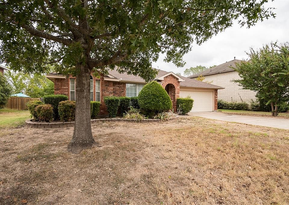 1st image of 808 Sebring Dr