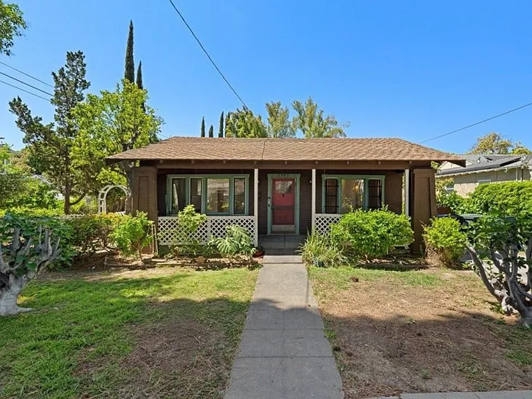 7945 Caldwell Ave — Photo 12