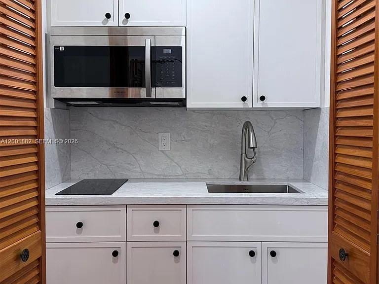 14220 SW 53rd St #B — Photo 7