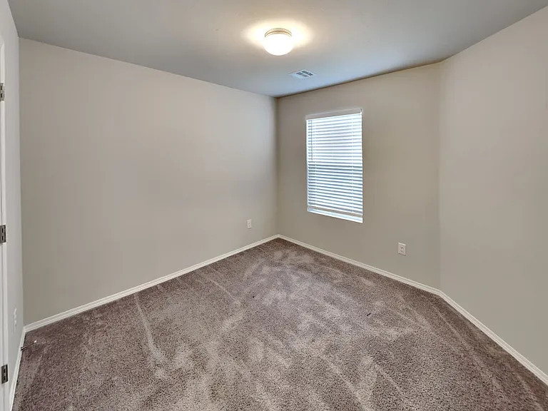 1432 Dustin Dr — Photo 16