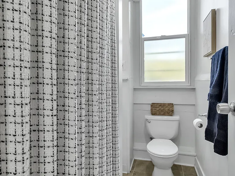 102 Main St #3 — Photo 10