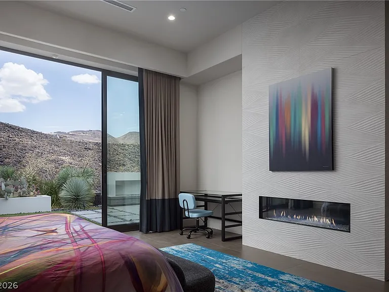 692 Scenic Cliff Dr — Photo 11