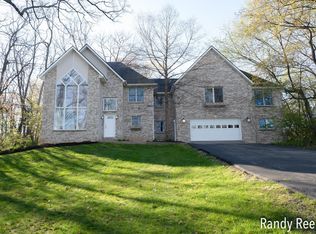 150 Northland Dr NE, Rockford, MI 49341