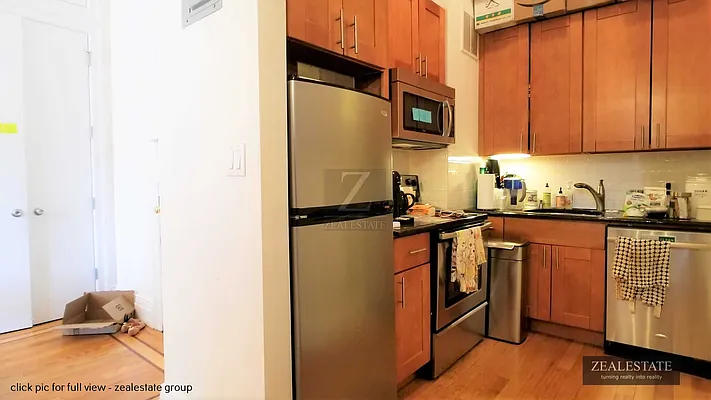 Rented by ZealEstate Group Inc | media 31