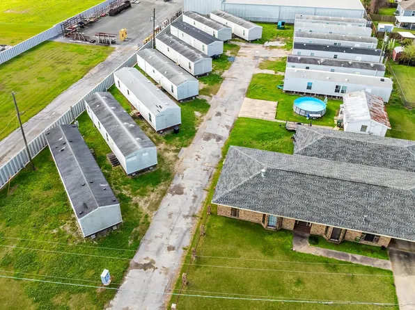 1462 Ellender St, Houma, LA 70363