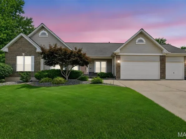 7706 Ardmore Dr, Dardenne Prairie, MO 63368