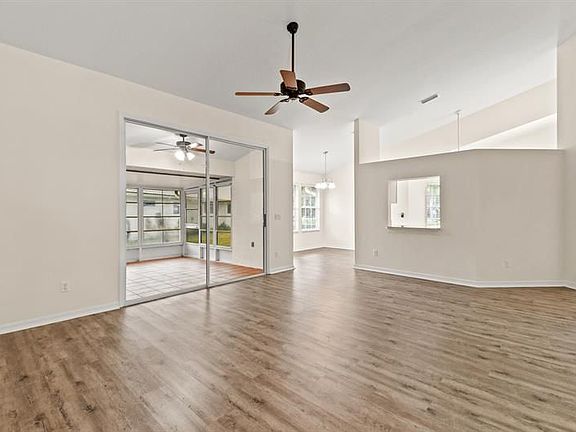 3rd image of 1828 Aynsley Way APT 4