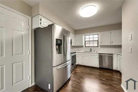 4 bed, 1634 sqft, $2,500 — Photo 3