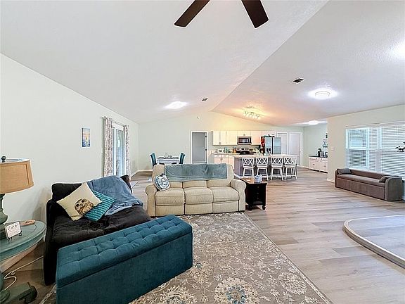 3rd image of 706 OLD CREEK COURT