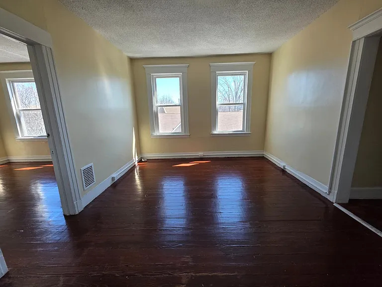52 Dickerman St #O3L — Photo 10