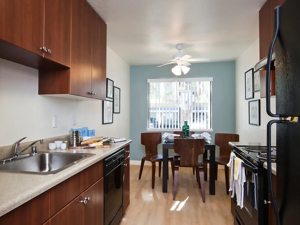Kitchen and Dining Area - eaves San Jose